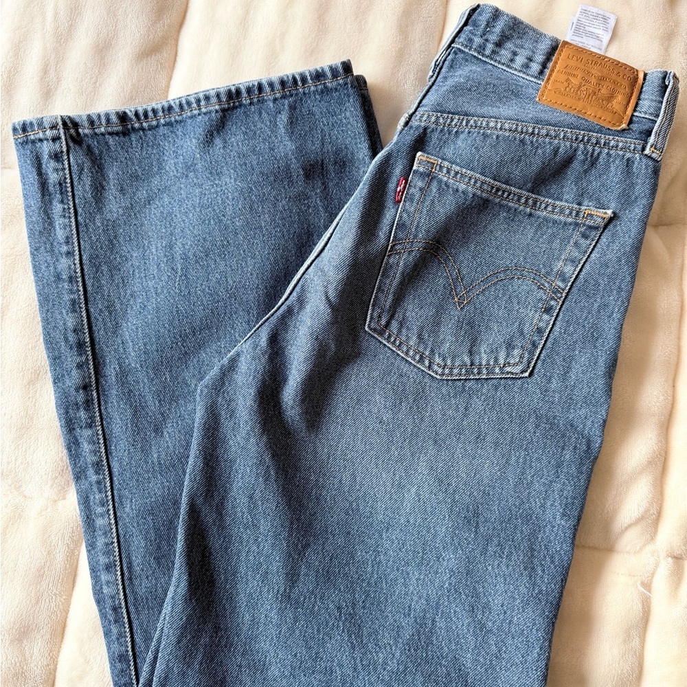 Levi's Women's Light Blue Wide Leg Jeans
